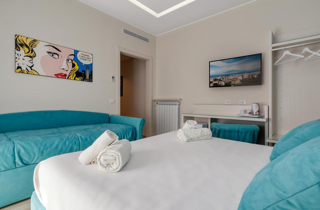 Tiffany Suites ซอร์เรนโต ภายนอก รูปภาพ